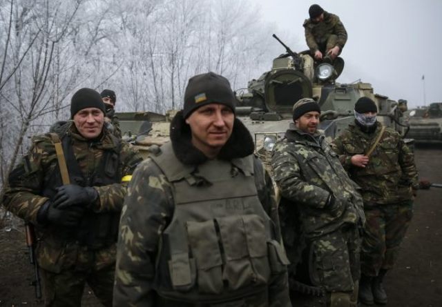 2015-02-15T104752Z_160748988_GM1EB2F1G4Y01_RTRMADP_3_UKRAINE-CRISIS-CEASEFIRE-600x417.jpg