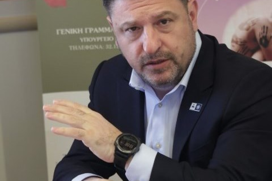 Επίσκεψη του Περιφερειάρχη Αττικής, Νίκου Χαρδαλιά, στο Κέντρο Ερευνών για Θέματα Ισότητας (ΚΕΘΙ)