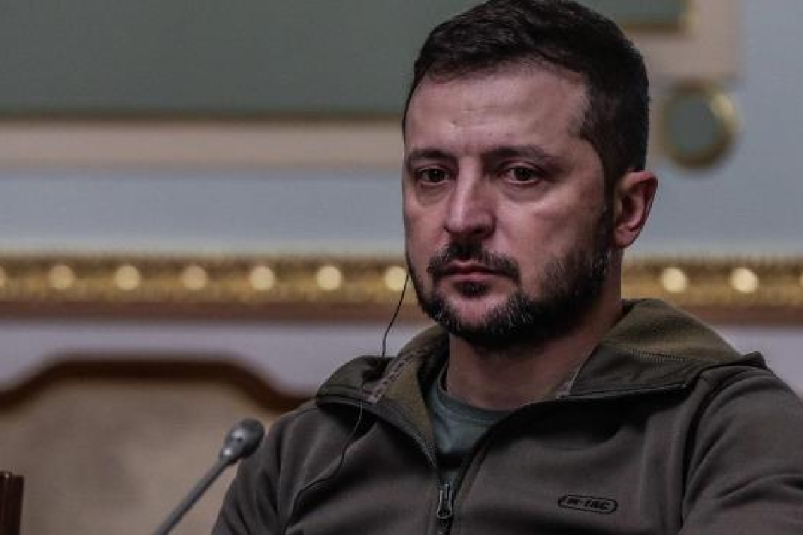 Ζελένσκι: Ζήτησε περισσότερα αντιαεροπορικά συστήματα από τις ΗΠΑ