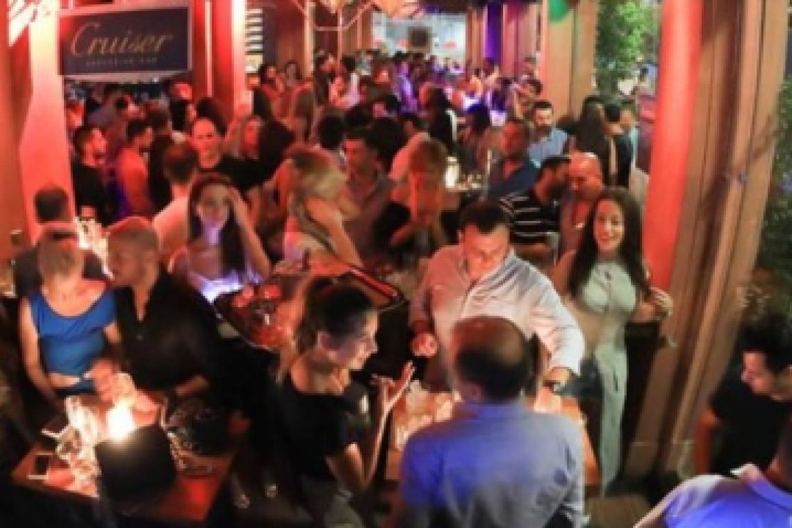 Ένα ακόμα αξέχαστο live στο Cruiser exclusive bar (Μαρίνα Φλοίσβου,Φαληρο) 