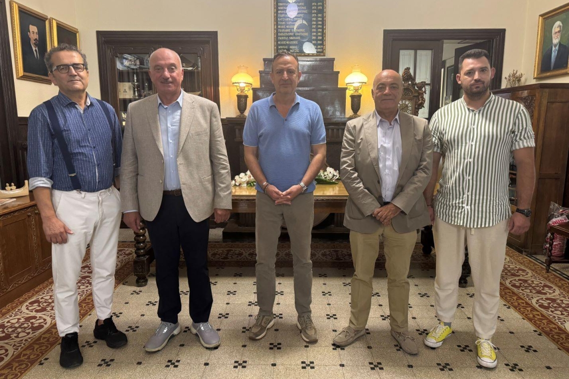 Συνάντηση δημάρχου Ιωαννίνων με πρόεδρο και γ.γ. Κολυμβητικής Ομοσπονδίας Ελλάδας