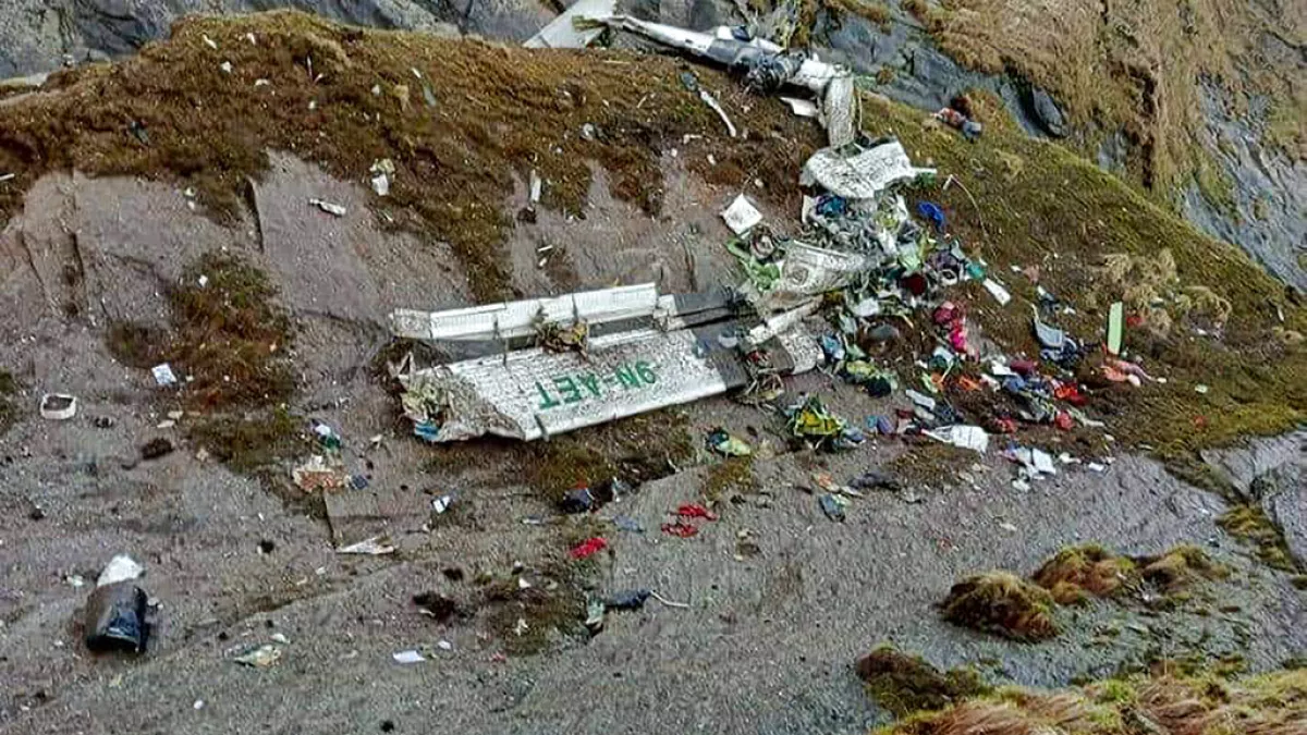Αεροπλάνο συνετρίβη κατά την απογείωσή του στο Νεπάλ με 19 επιβαίνοντες