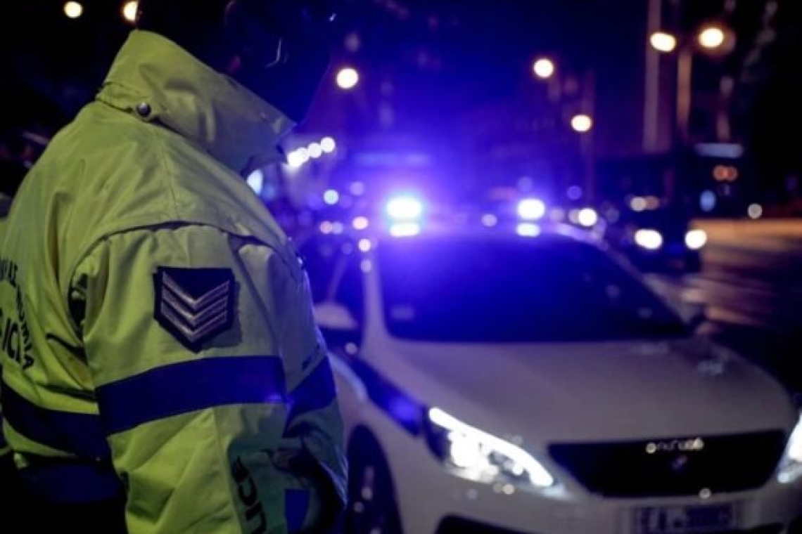 Συνελήφθη ημεδαπός στην Άρτα για επικίνδυνη οδήγηση και απείθεια 