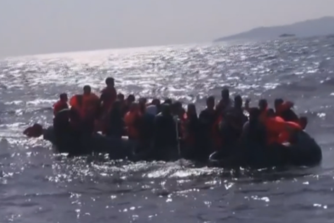 Δεκατρείς άνθρωποι πνίγηκαν και 14 άλλοι αγνοούνται μετά το ναυάγιο πλοιαρίου που μετέφερε μετανάστες στα ανοικτά της Τάιζ