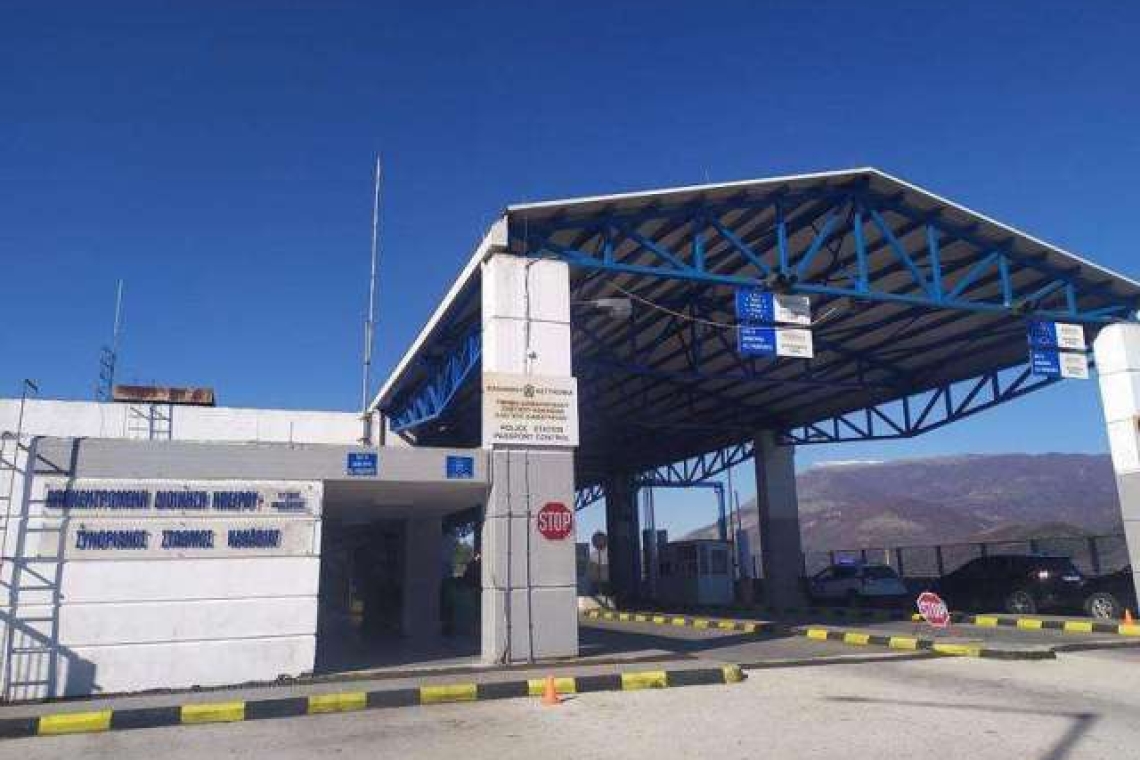 Συνελήφθη αλλοδαπός στην Κακαβιά Ιωαννίνων για μεταφορά παράτυπων αλλοδαπών 