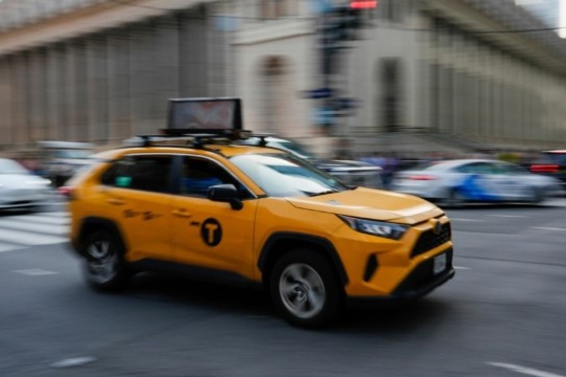 Τρόμος στη Νέα Υόρκη: Ταξί ανέβηκε στο πεζοδρόμιο και τραυμάτισε επτά άτομα