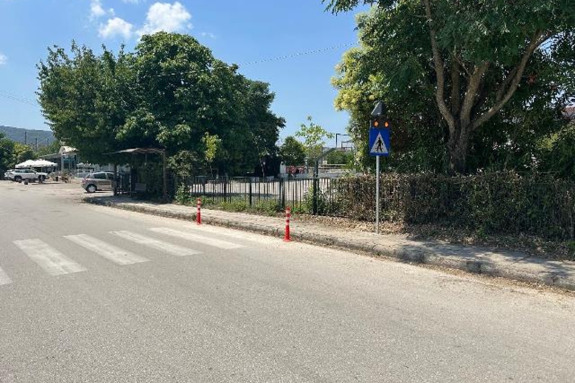 Δήμος Ζίτσας: Φωτεινές πινακίδες σε κεντρικές διαβάσεις πεζών στην Ελεούσα