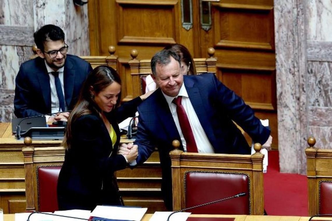 Βασίλης Γιόγιακας: Αναγνώριση τριτέκνων εφ’ όρου ζωής – Κοινωνική κατοικία σε ακίνητα του Δημοσίου και κοινωνικό ενοίκιο