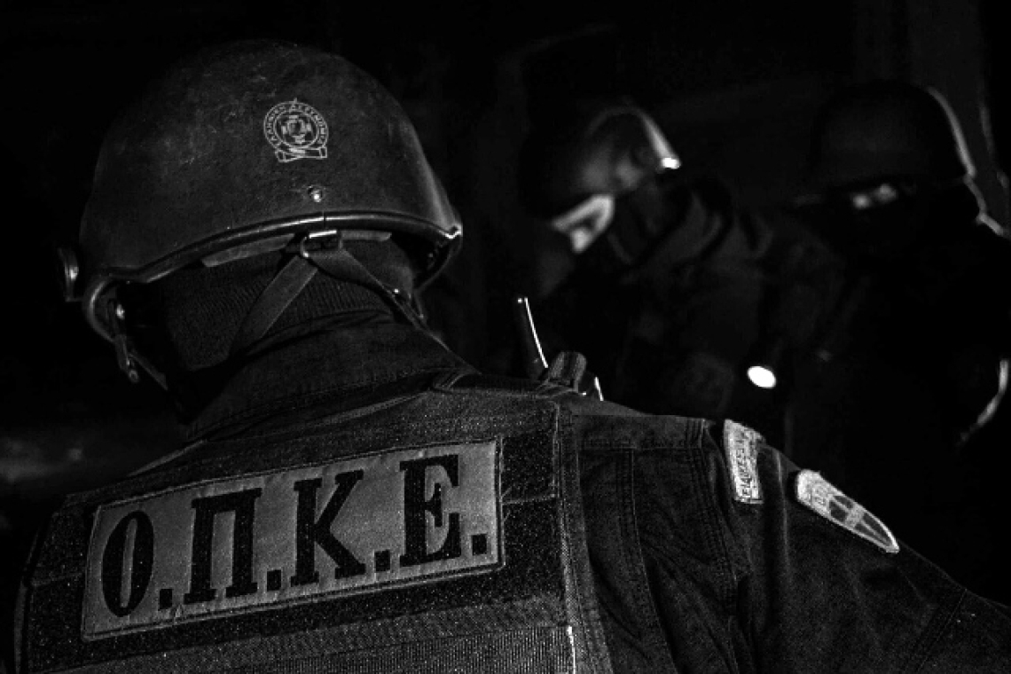Συνελήφθη ημεδαπός οδηγός μοτοσικλέτας στα Ιωάννινα για επικίνδυνη οδήγηση 