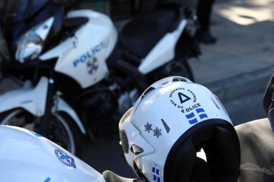 Συνελήφθη άμεσα αλλοδαπός στη Θεσπρωτία για κλοπή μεγάλου χρηματικού ποσού  